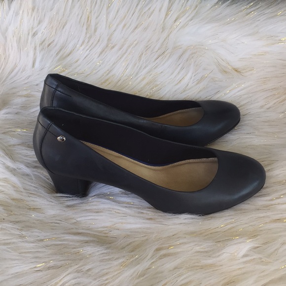 Hush Puppies Navy blue leather size 91/2 New - Picture 2 of 6